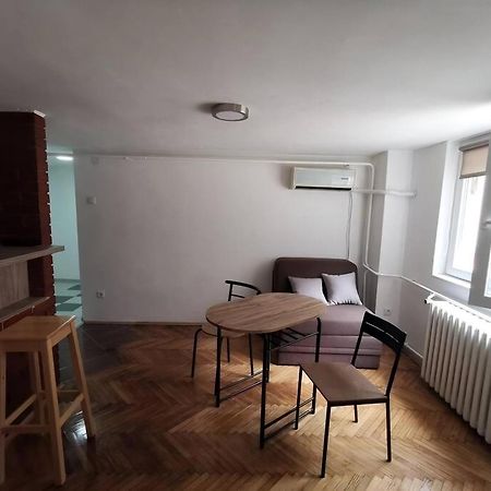 Nov Apartman U Mirnoj Ulici U Centru Beograda ภายนอก รูปภาพ